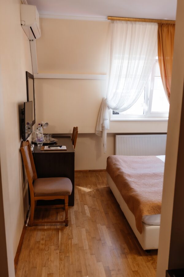 Готель "Писанка"Головна