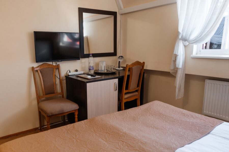 Готель "Писанка"Головна